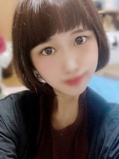 きぃ