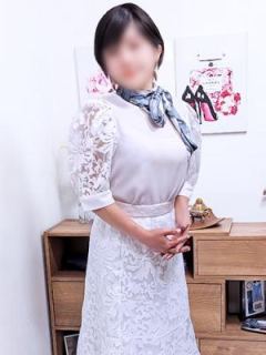 里奈 (Rina)