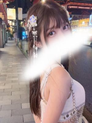 桐谷えみか
