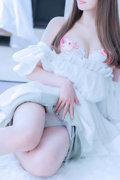 新人・恵里菜(えりな)
