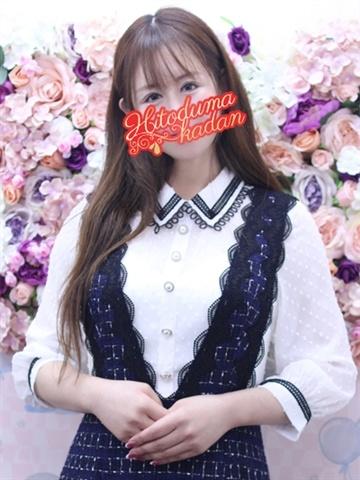 鈴りおな (Riona)