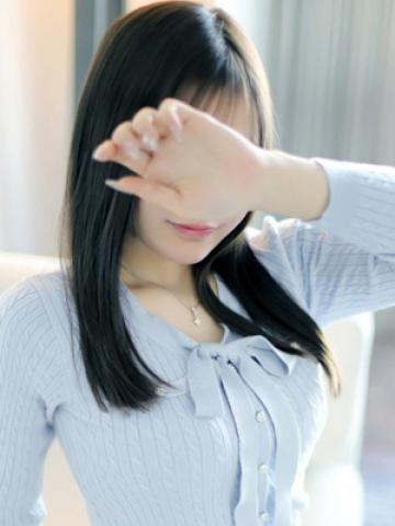 鈴(すず) (Suzu)