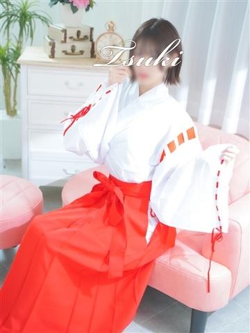 つき