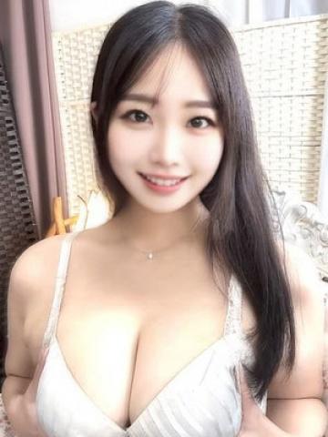 草薙めぐみ