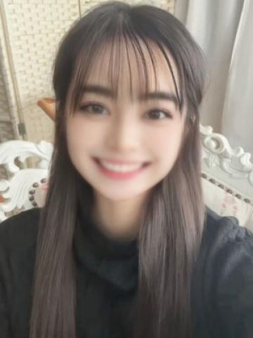 芹沢とあ