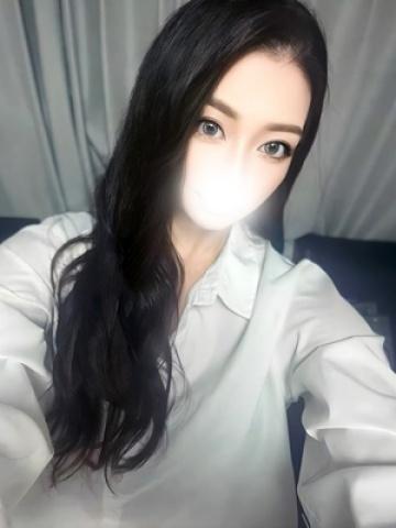ゆりな