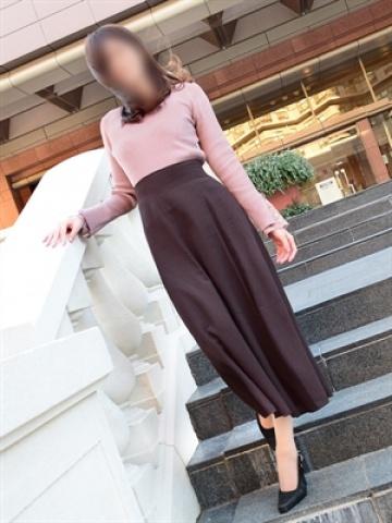 由衣子