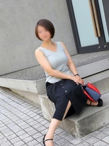 大場なつ