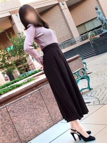 由衣子