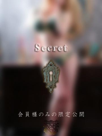 町川　アマンダ